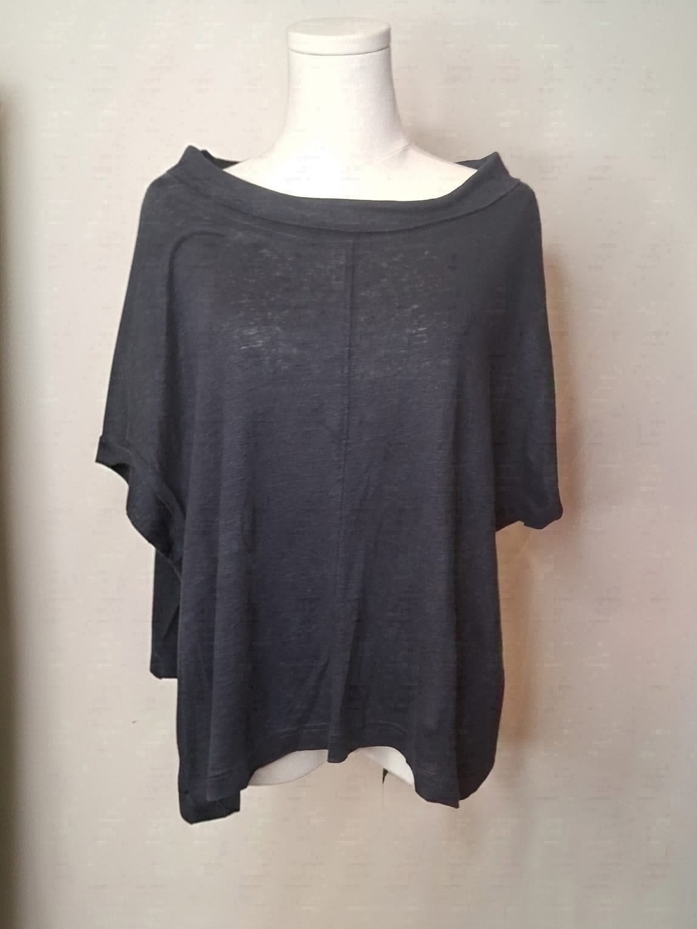 Poetry 100% Linen Turned-Over Boat Neck Top Navy UX90